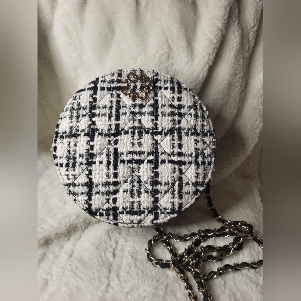 New WHBM -Round Tweed Chain Bag